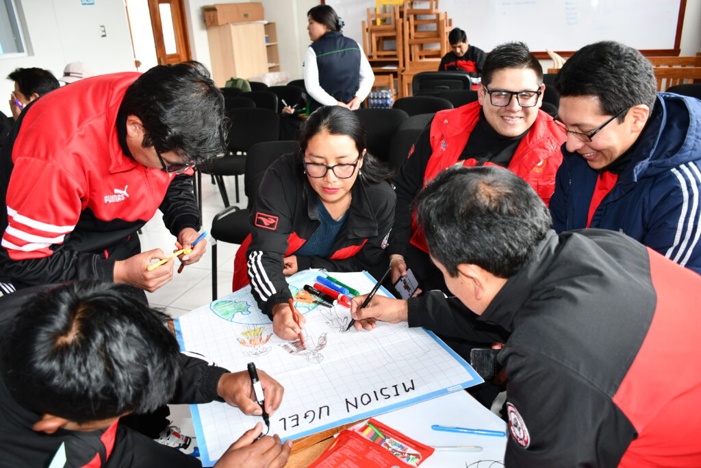 Taller de aprendizaje y fortalecimiento institucional con la UGEL CANAS 2 DSC 6730